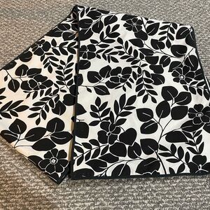 Pottery Barn Monochrome Cotton Table Runner